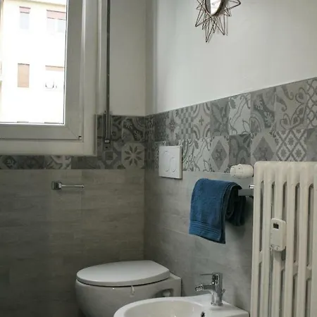 Clever House * Milano